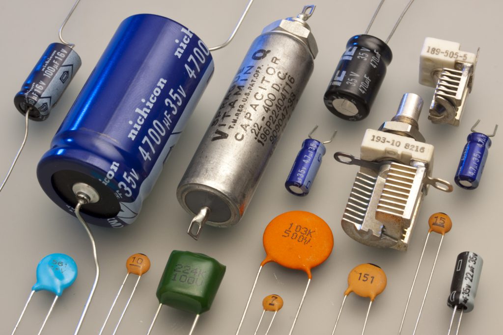 reading capacitor codes